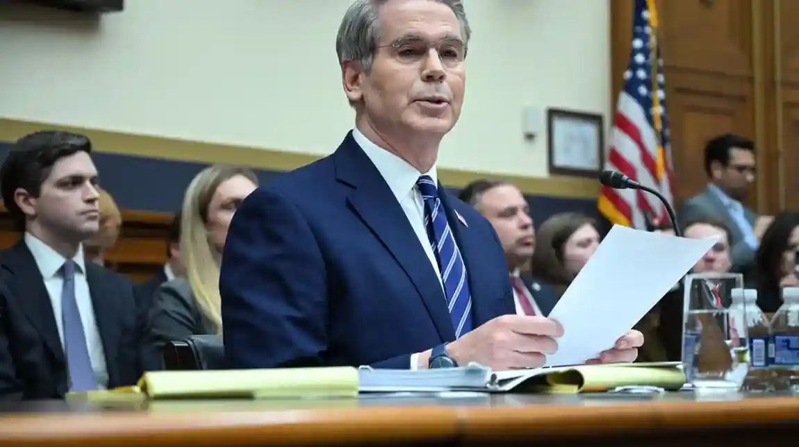 Democrats Grill Bessent at House Oversight Hearing: ‘Stop Covering for the President’