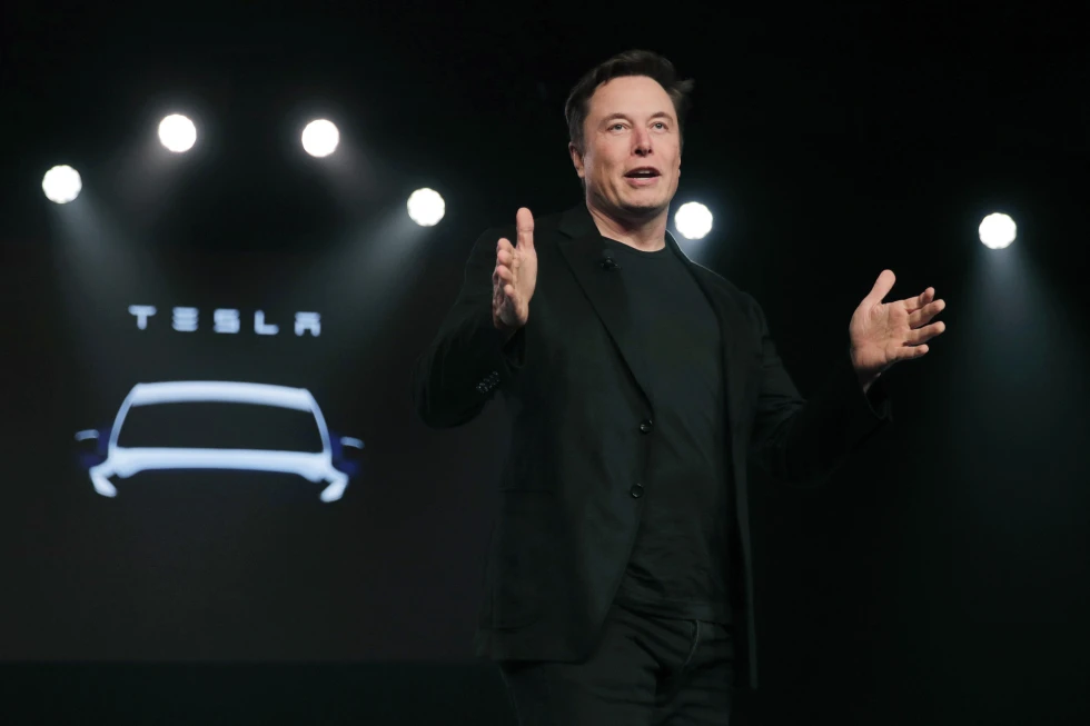 Tesla Cybertruck Sales Exceed 400,000 Units in First Full Year